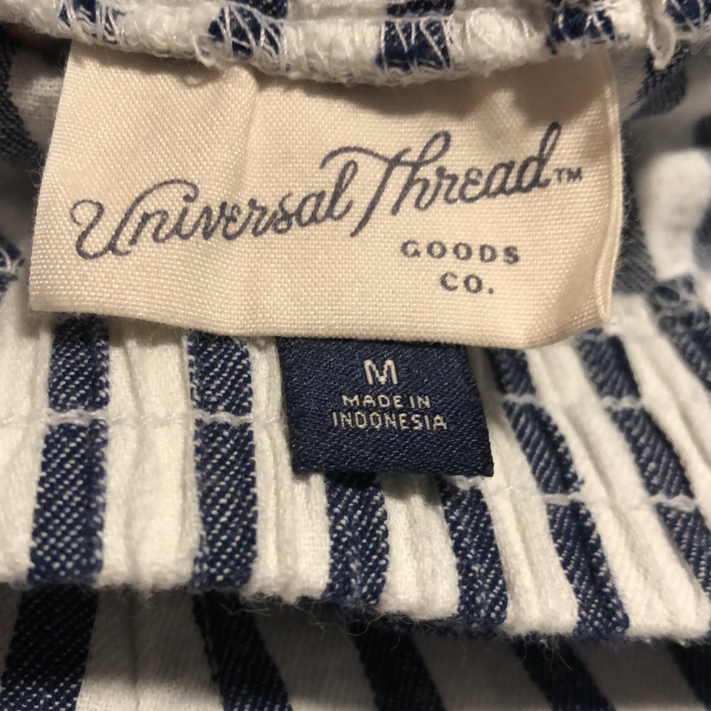 Target - Universal Thread drawstrings shorts - Picture 3 of 4